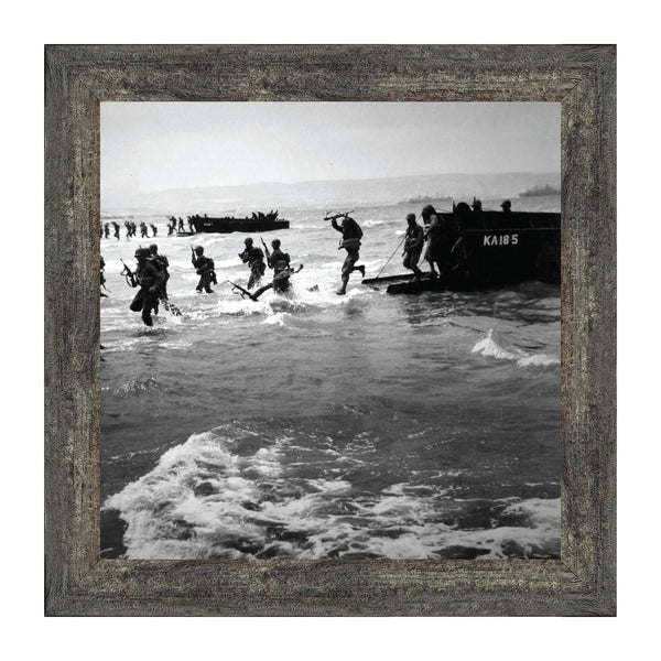 D-Day Landing, World War 2 Image, Military Framed Picture, 10x10 8524