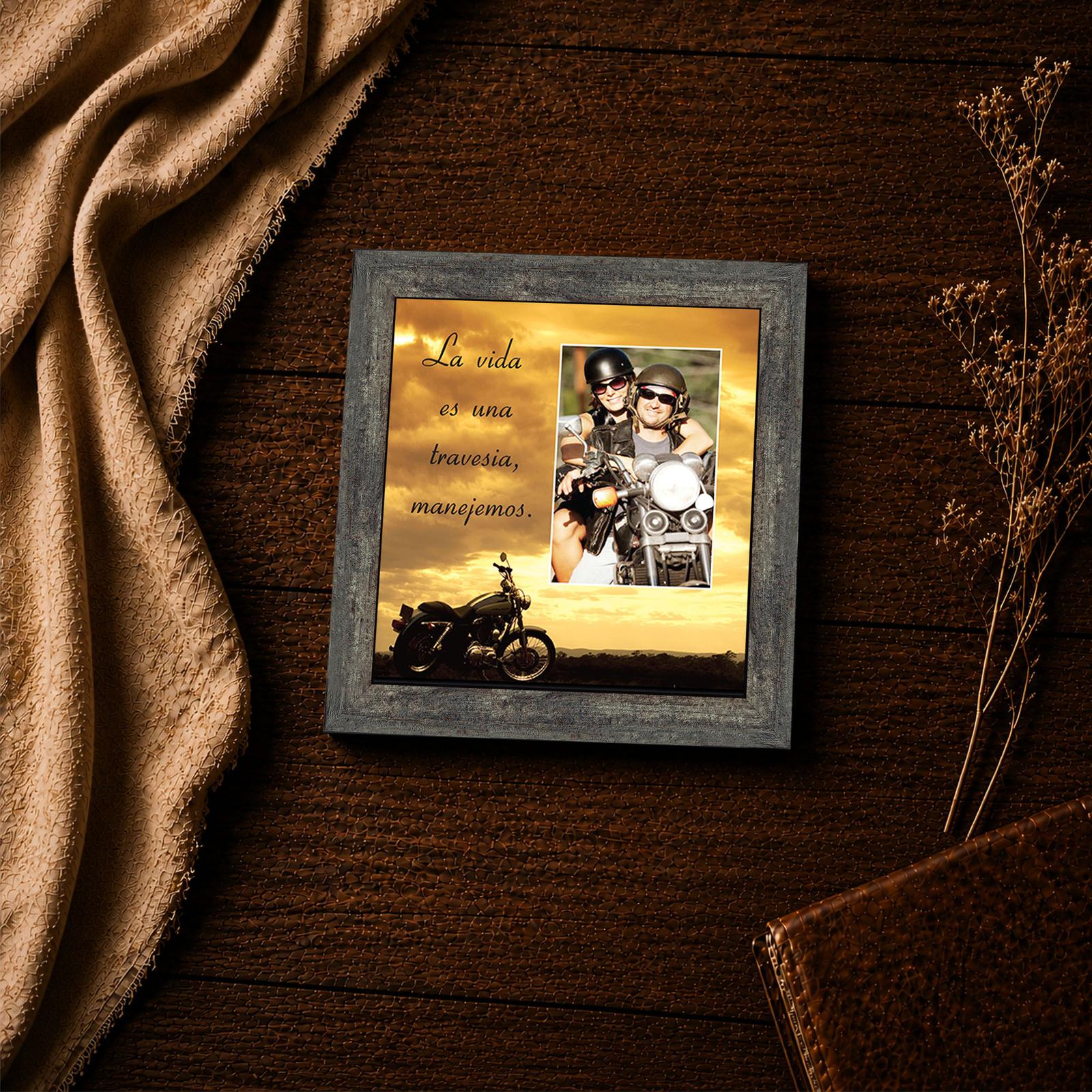 La vida es una travesia, manejemos framed print - italic script and sunset closeup